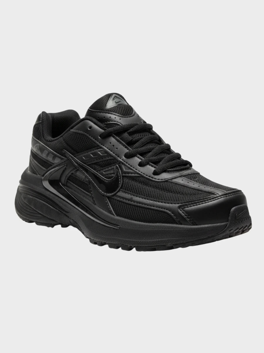 Nike Initiator