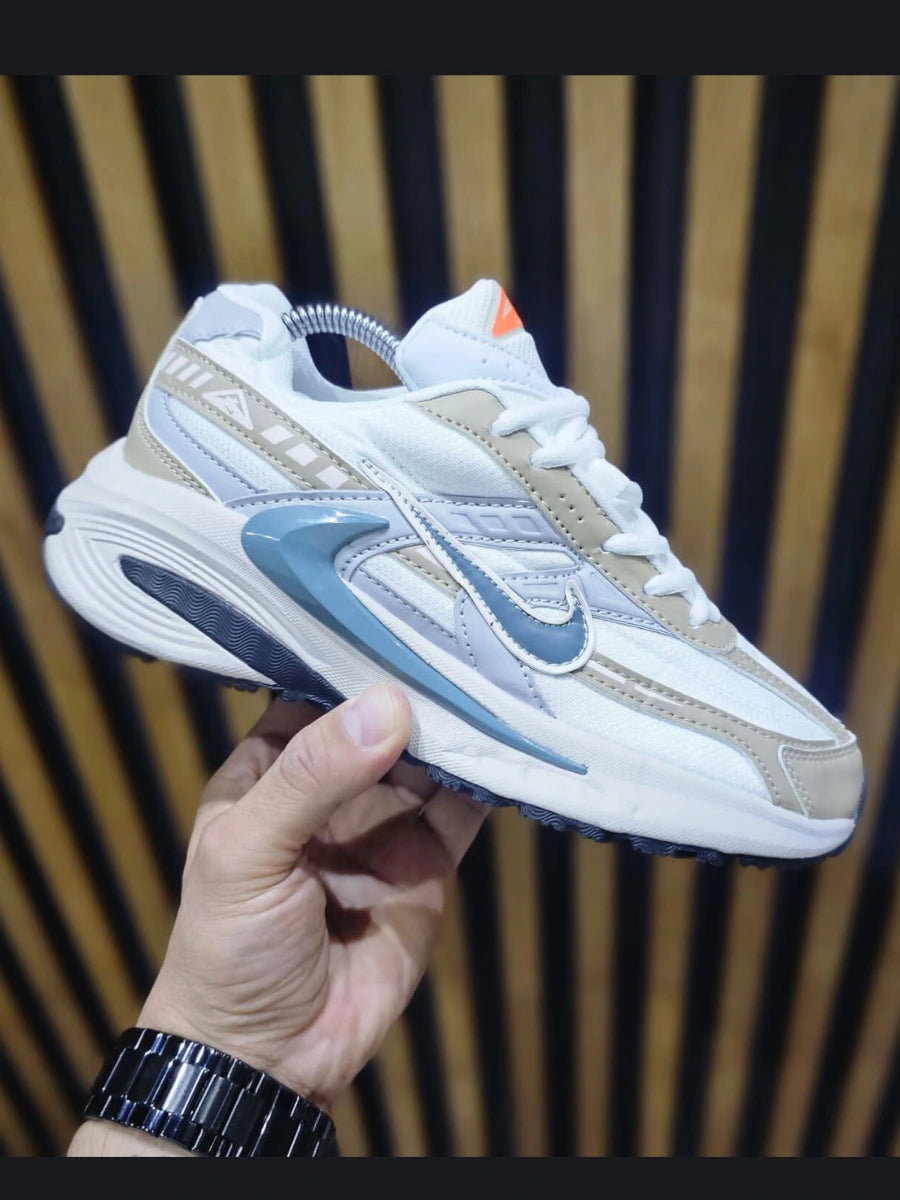 Nike Initiator