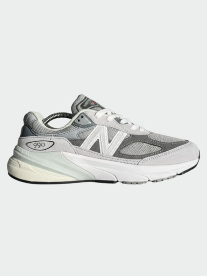 New Balance white and grey