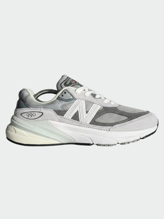 New Balance white and grey