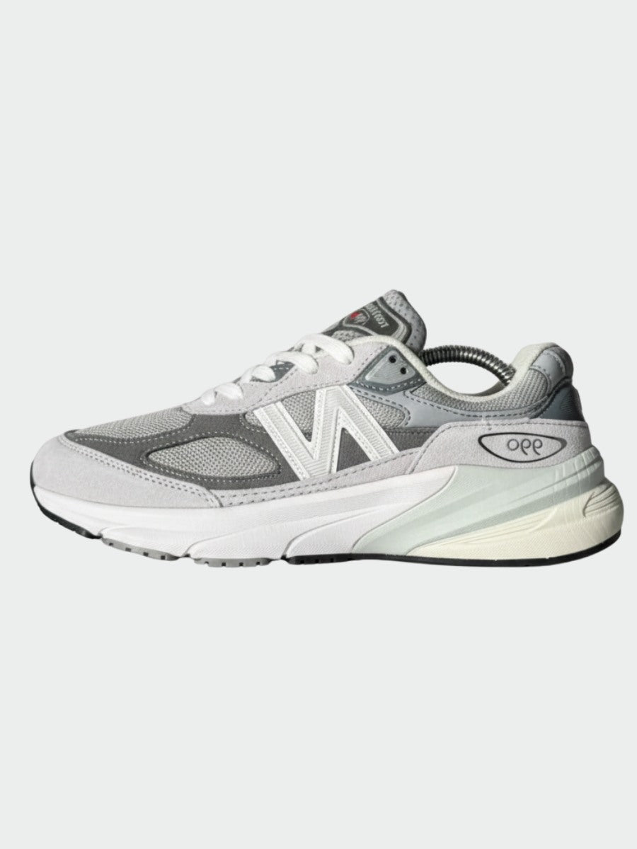 New Balance white and grey