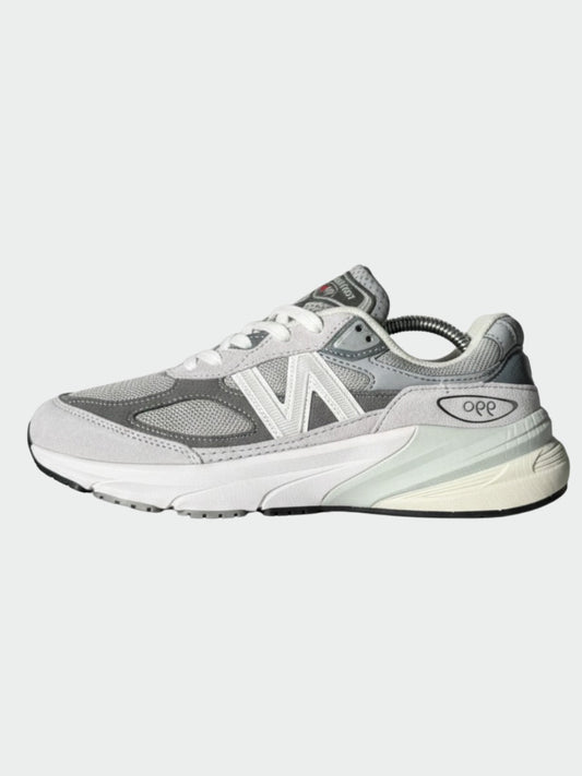 New Balance white and grey