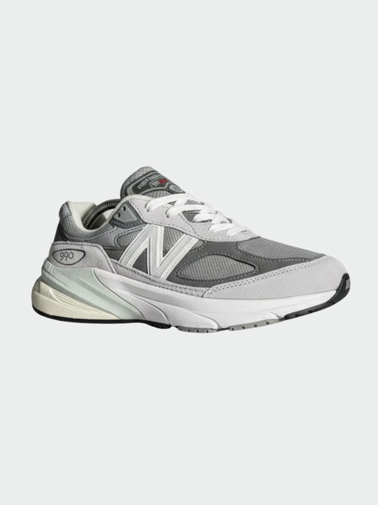 New Balance white and grey