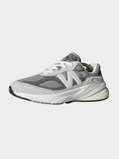 New Balance white and grey