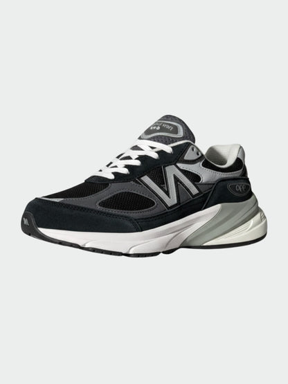 New Balance black and grey
