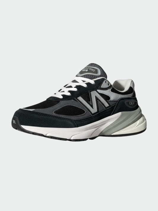 New Balance black and grey