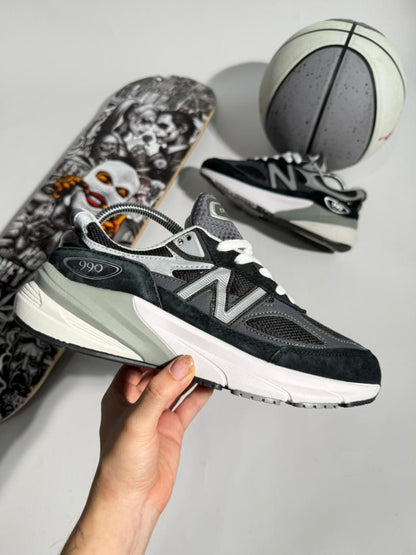 New Balance black and grey