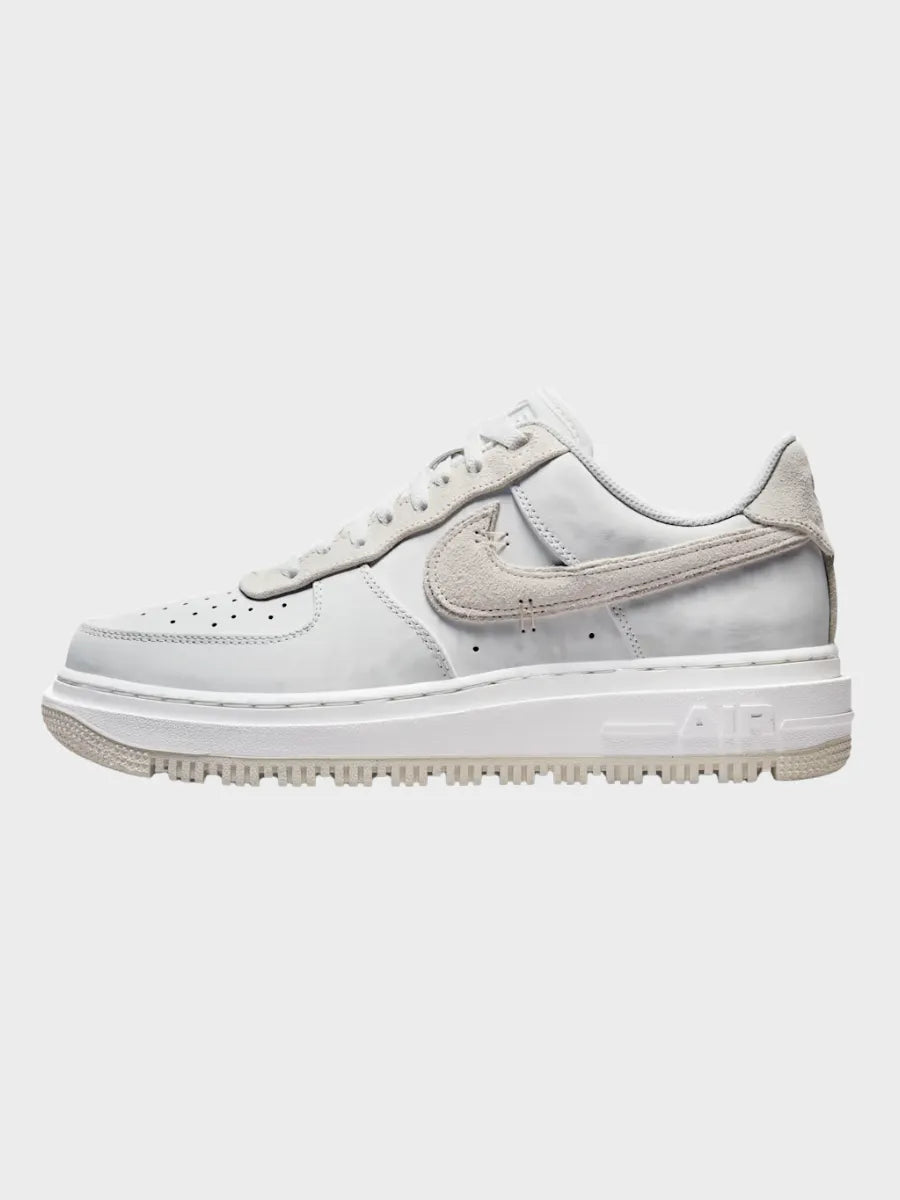 Nike Air Force One Luxe