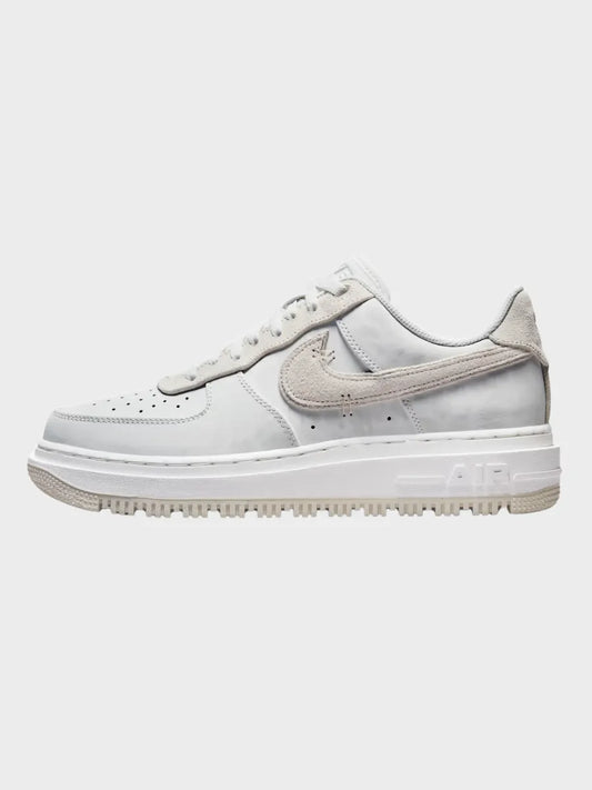 Nike Air Force One Luxe
