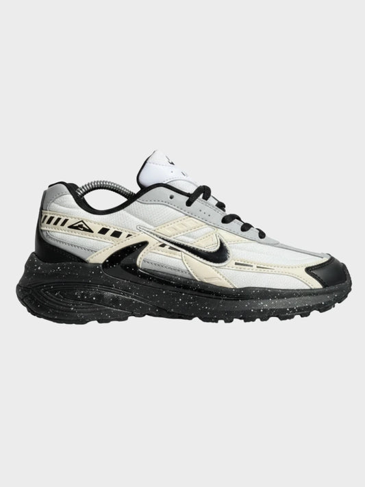 Nike Initiator