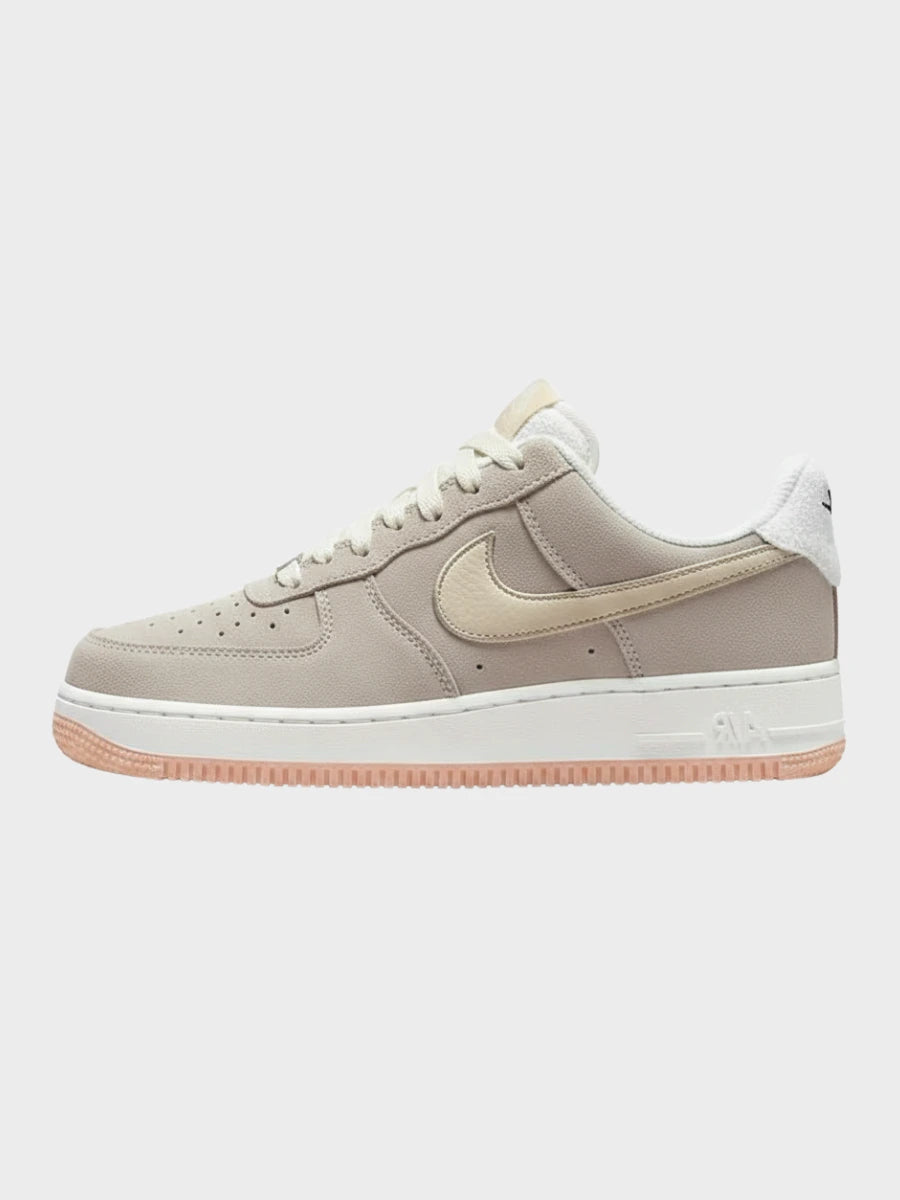 Nike Air Force Dama Gamuza